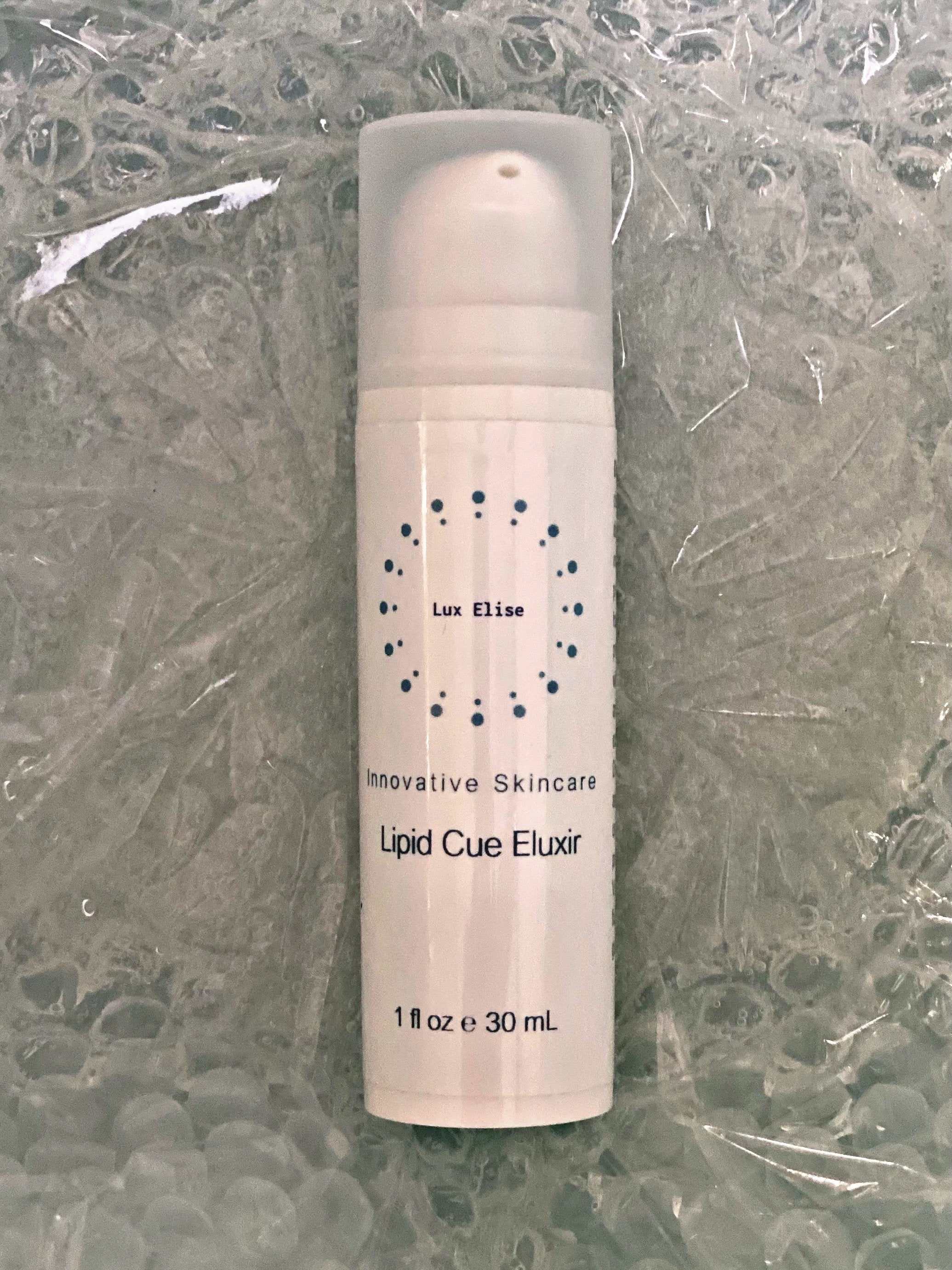 Lux Elise Lux Elise Double Helix Blue Lipid Cue-Lux Elise serum bundle antiaging duo neova dna repair lipid matrix barrier photoaging antioxidant krave brighten dark spots glow honest skincare best